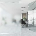 VidaXL Samoprzylepna Folia Okienna Szary matowy 60 x 500 cm PVC