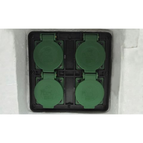 PRZEDŁUŻACZ OGRODOWY 4-GNIAZDKOWY WODOODPORNY BIAŁY