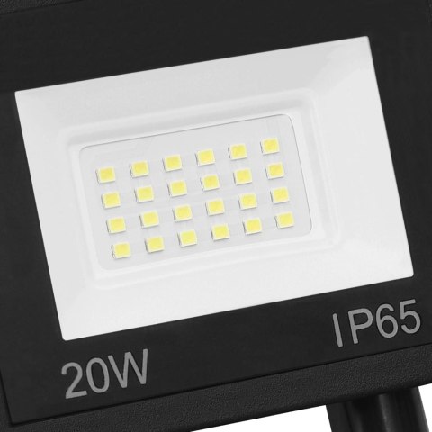 REFLEKTOR LED Z CZUJNIKIEM 20 W CIEPŁE BIAŁE ŚWIATŁO