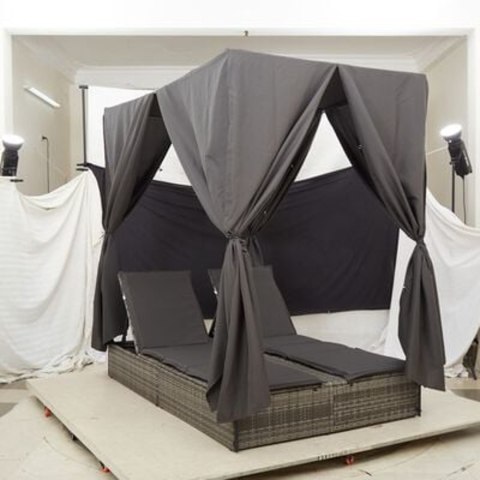 PODWÓJNY LEŻAK Z DACHEM I ZASŁONAMI SZARY POLIRATTAN