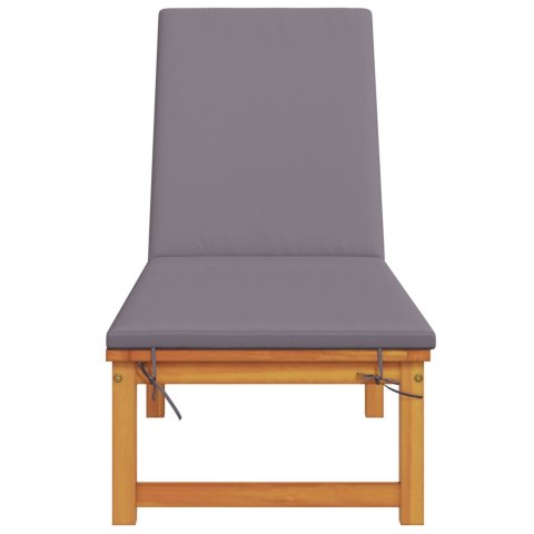 WYGODNY LEŻAK OGRODOWY Z JASNOSZARYMI PODUSZKAMI Z LITEGO DREWNA AKACJOWEGO